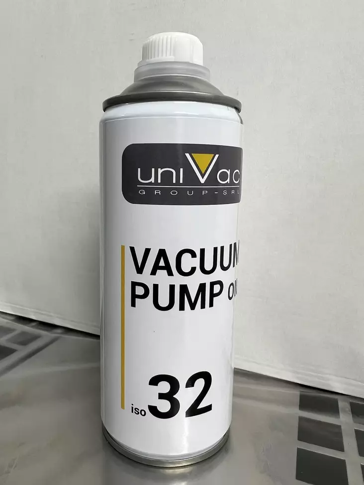 Vakuumikoneen Pumpun Öljy 0,5L - Vakuumikoneet ja -pussit - 17OLIOP - 1
